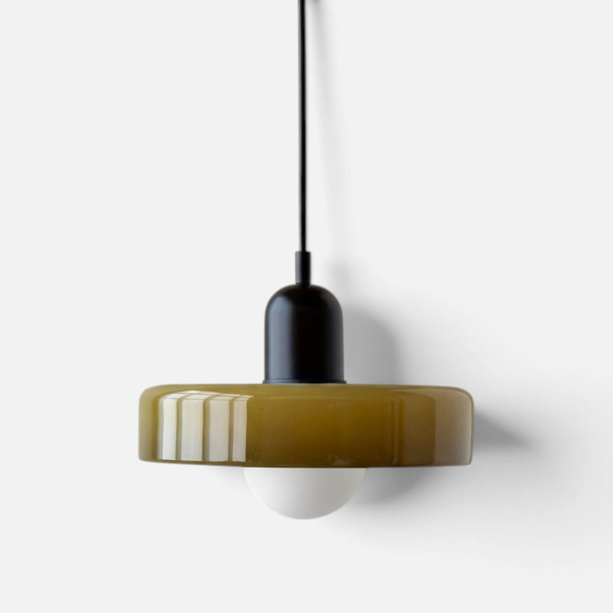 Elvora Pendant Light | Bauhaus Disc Shade Design