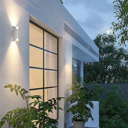 Wall Light | Curved Up Down Outdoor Design