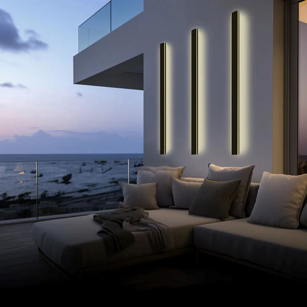 Wall Light | Linear LED Outdoor Design