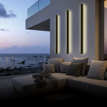Wall Light | Linear LED Outdoor Design
