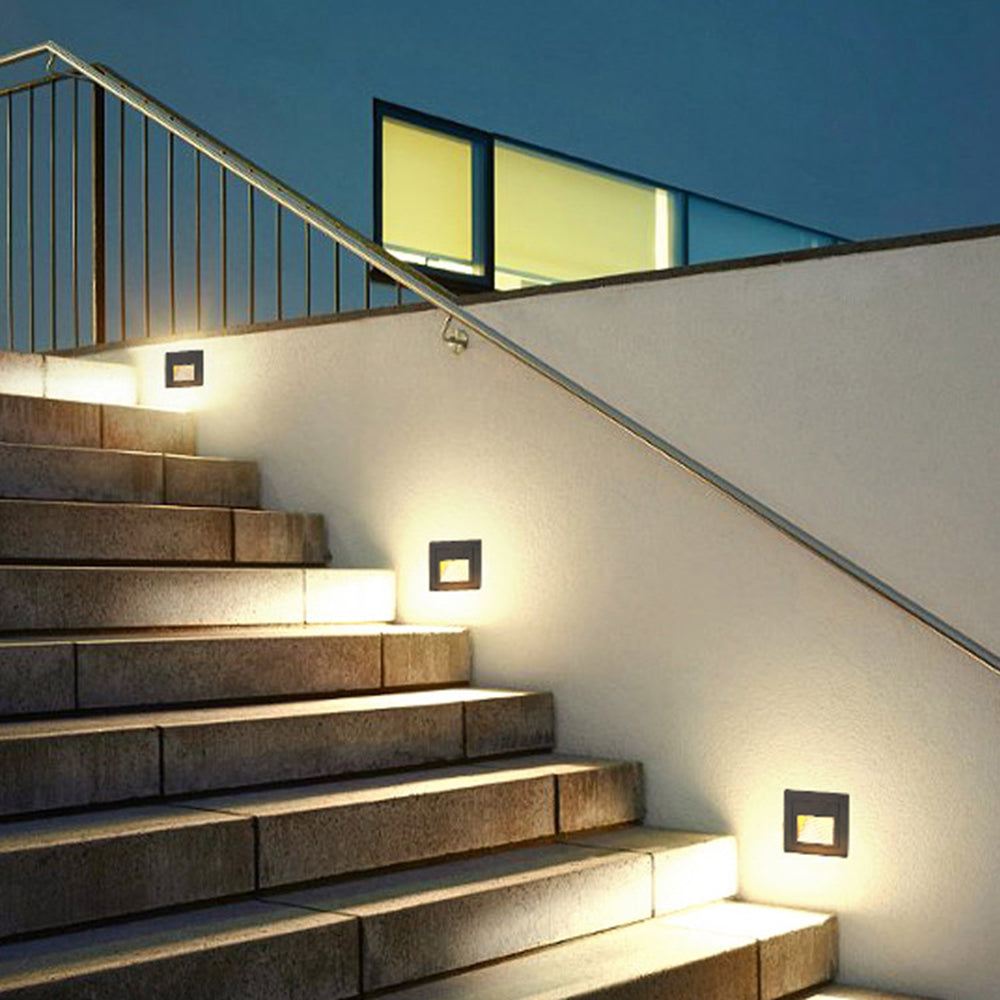 Wall Light | Recessed Outdoor Step Design