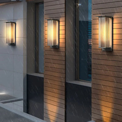 Wall Light | Vertical Ribbed Outdoor Design