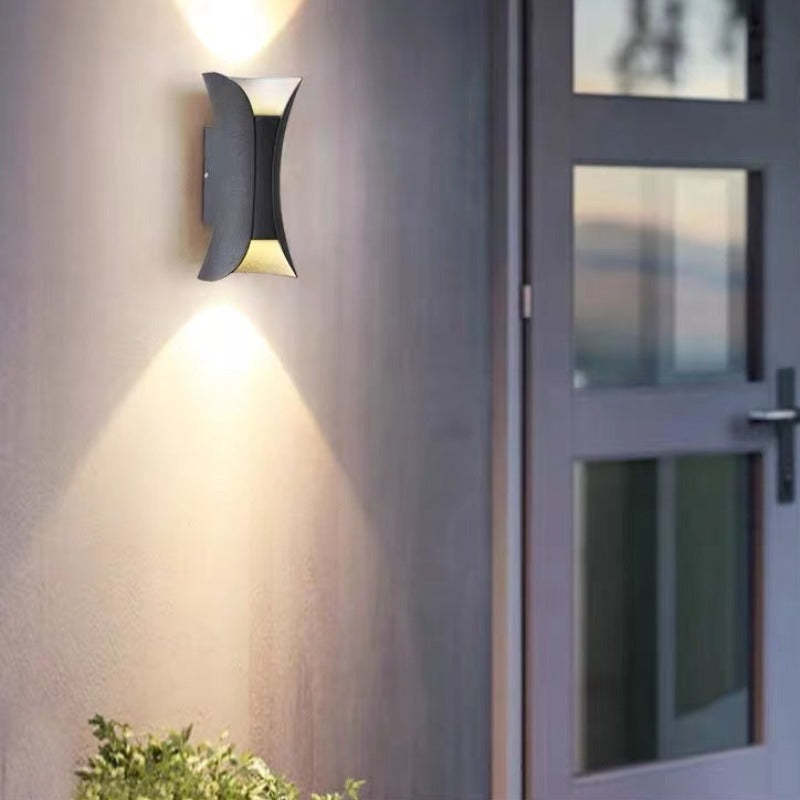 Wall Light | Curved Up Down Outdoor Design