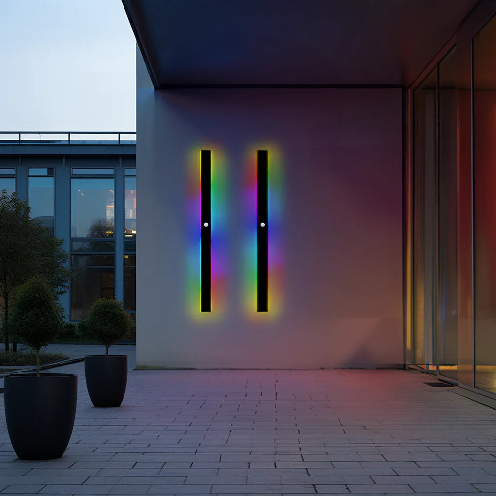 Wall Light | Linear LED Outdoor Design
