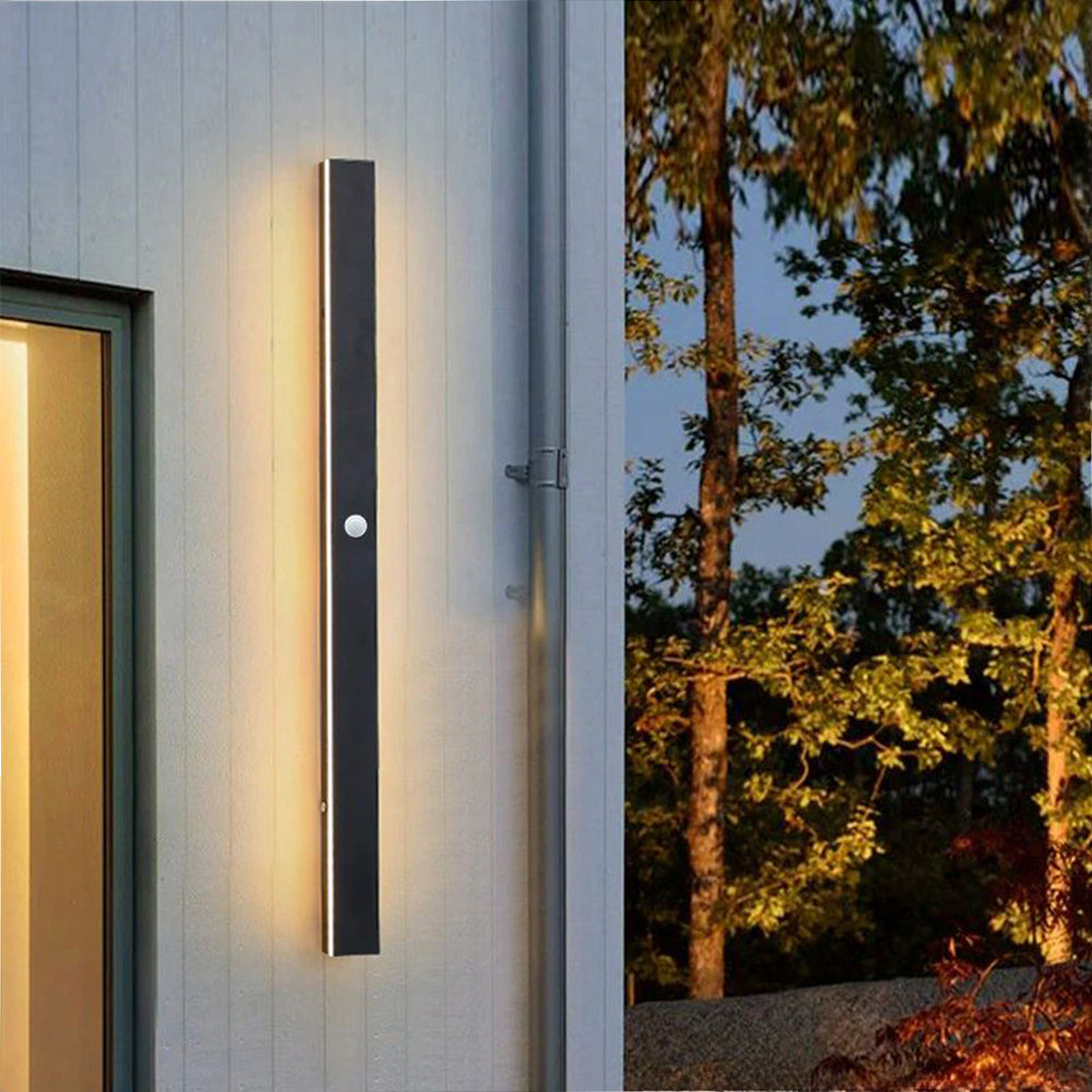 Wall Light | Linear LED Outdoor Design