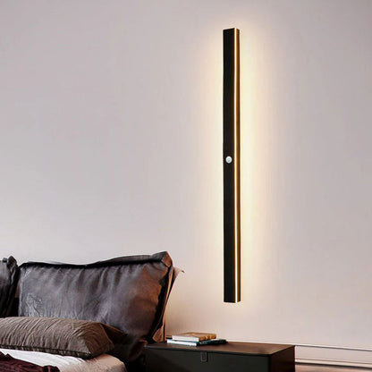 Wall Light | Linear LED Outdoor Design
