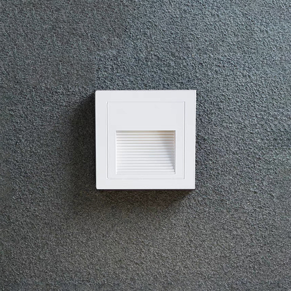 Wall Light | Recessed Outdoor Step Design