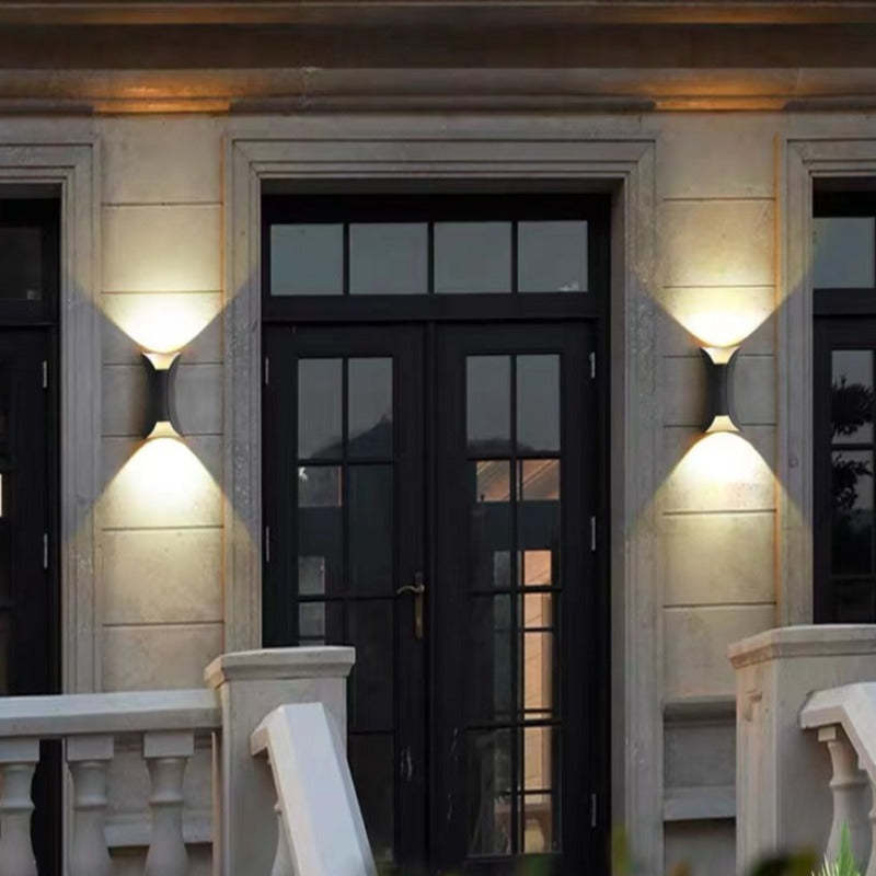 Wall Light | Curved Up Down Outdoor Design