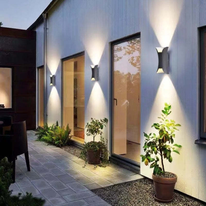 Wall Light | Curved Up Down Outdoor Design