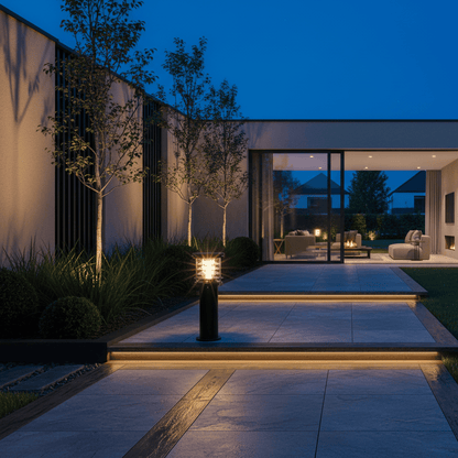 Elvora Landscape Light | Outdoor Garden Post Design