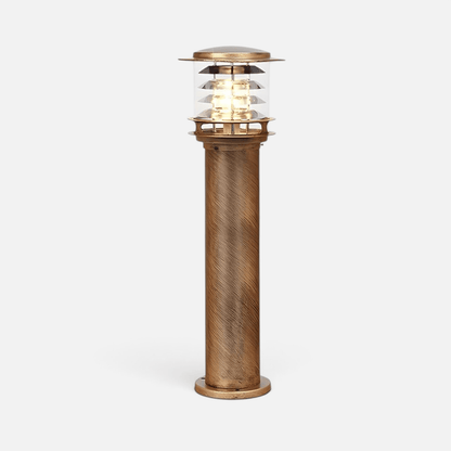 Elvora Landscape Light | Outdoor Garden Post Design