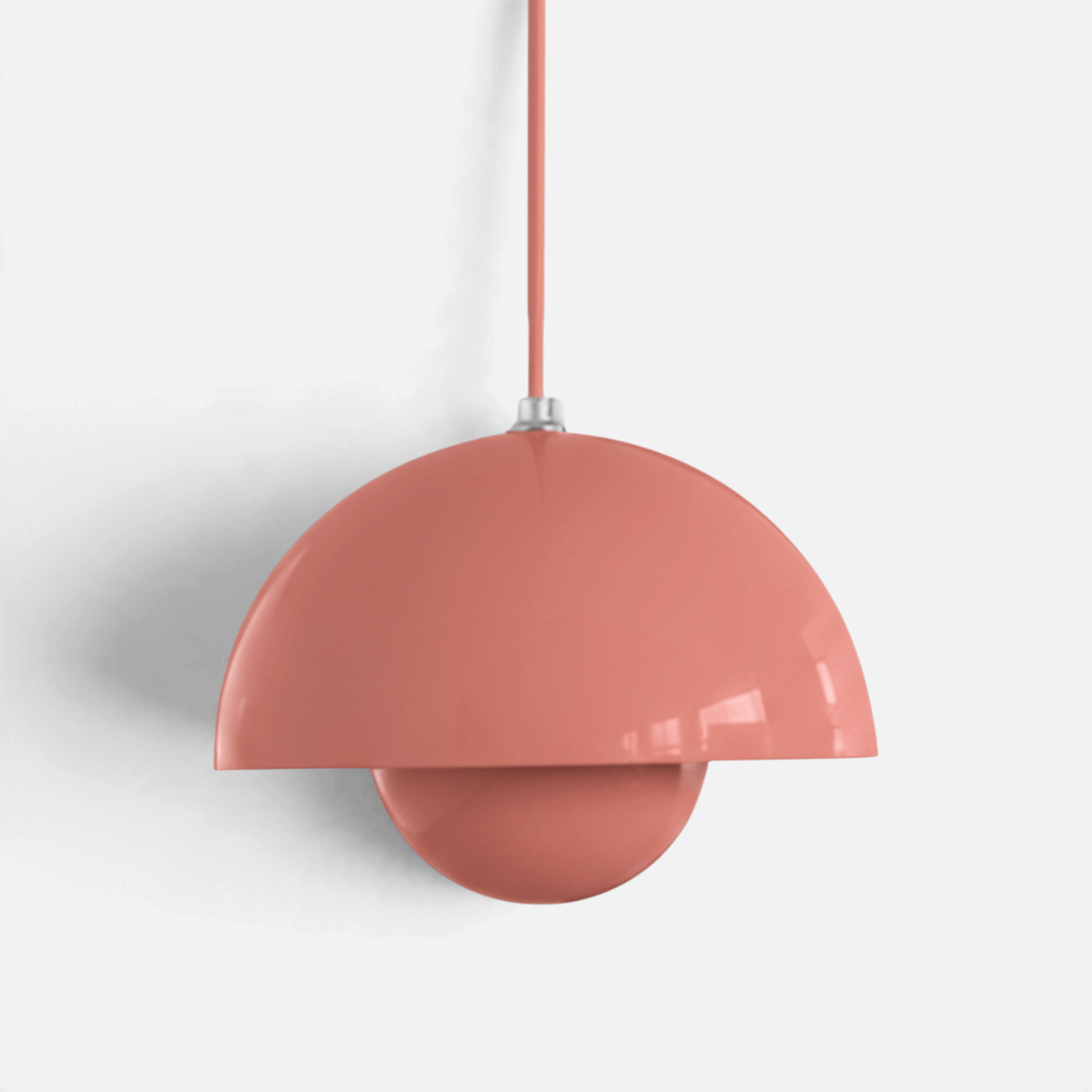 Elvora Pendant Light | Glossy Mirror Dome Space Age Design