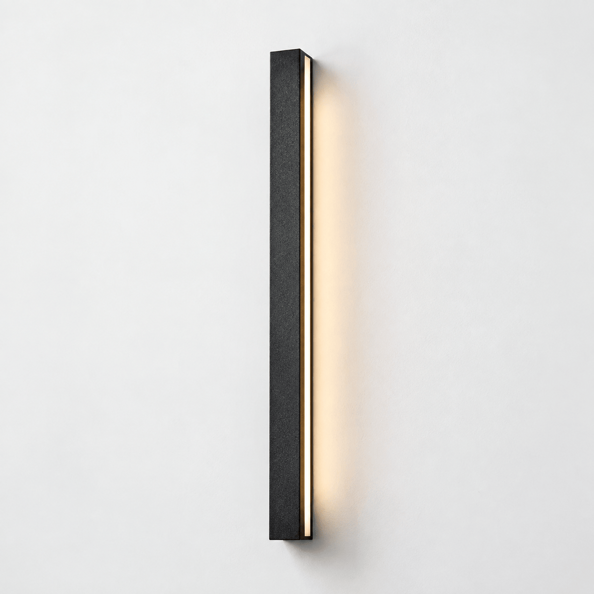 Elvora The Beacon Outdoor Wall Light