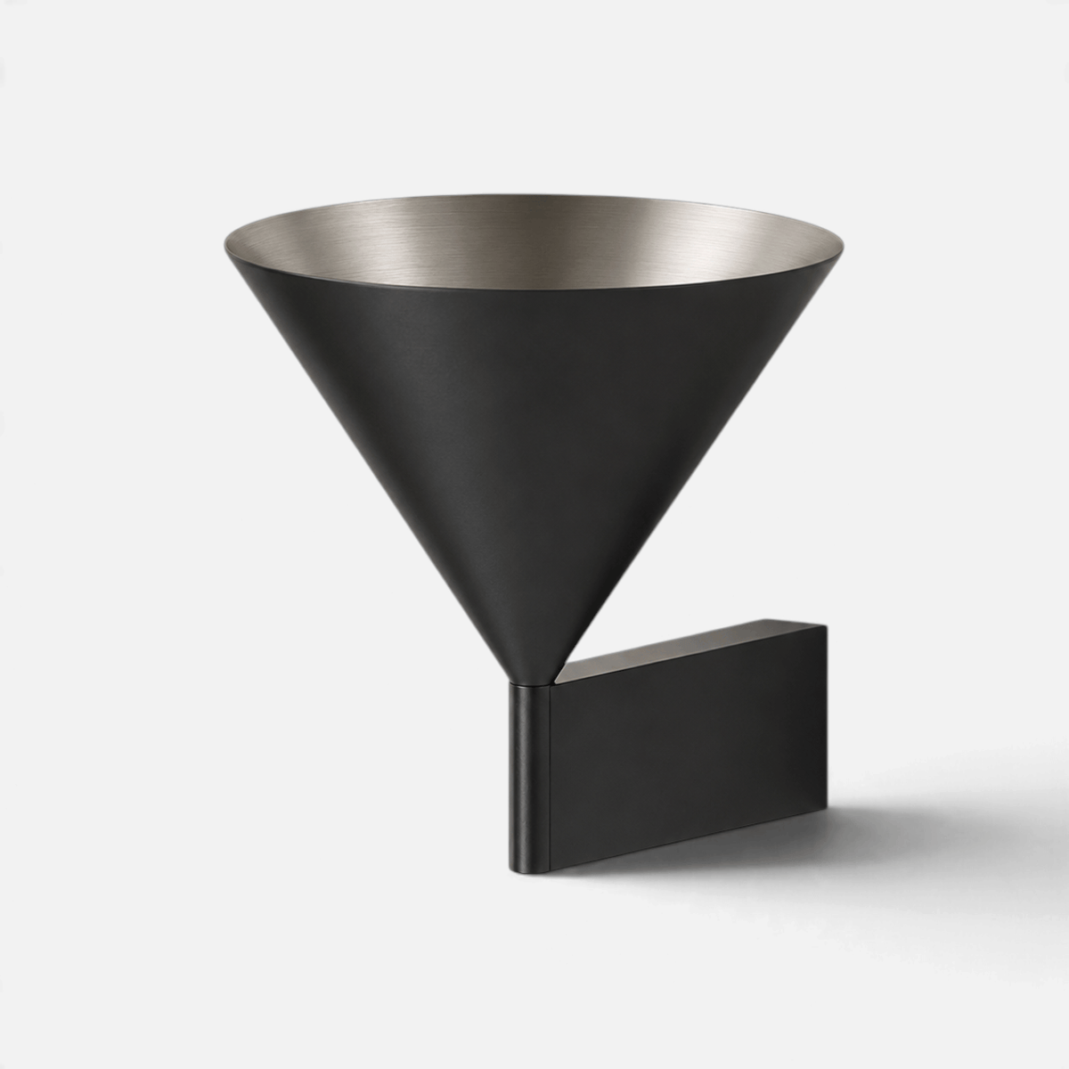 Elvora The Funnel Wall Light