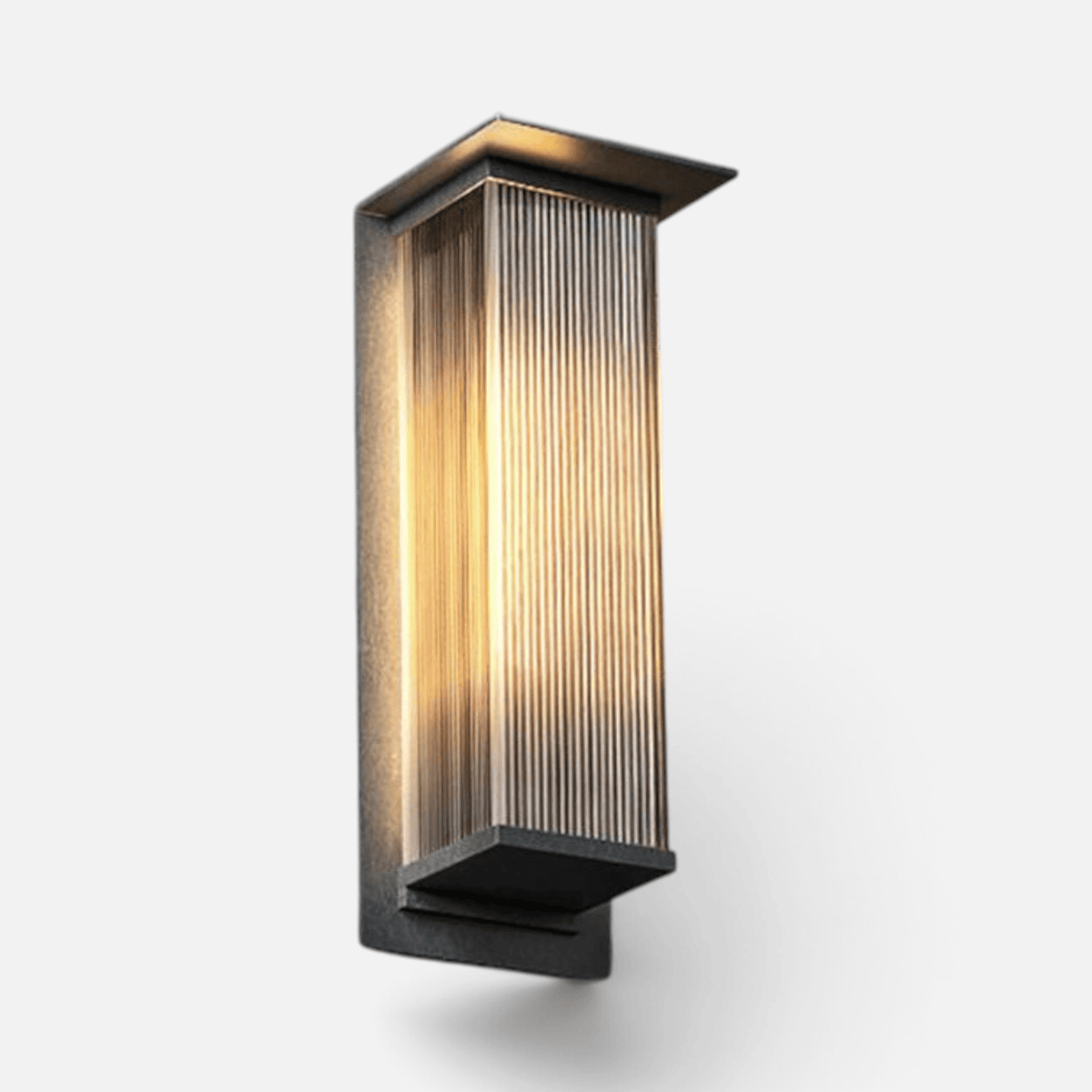 Elvora Wall Light | Vertical Ribbed Outdoor Design