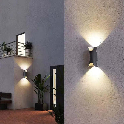 Wall Light | Curved Up Down Outdoor Design