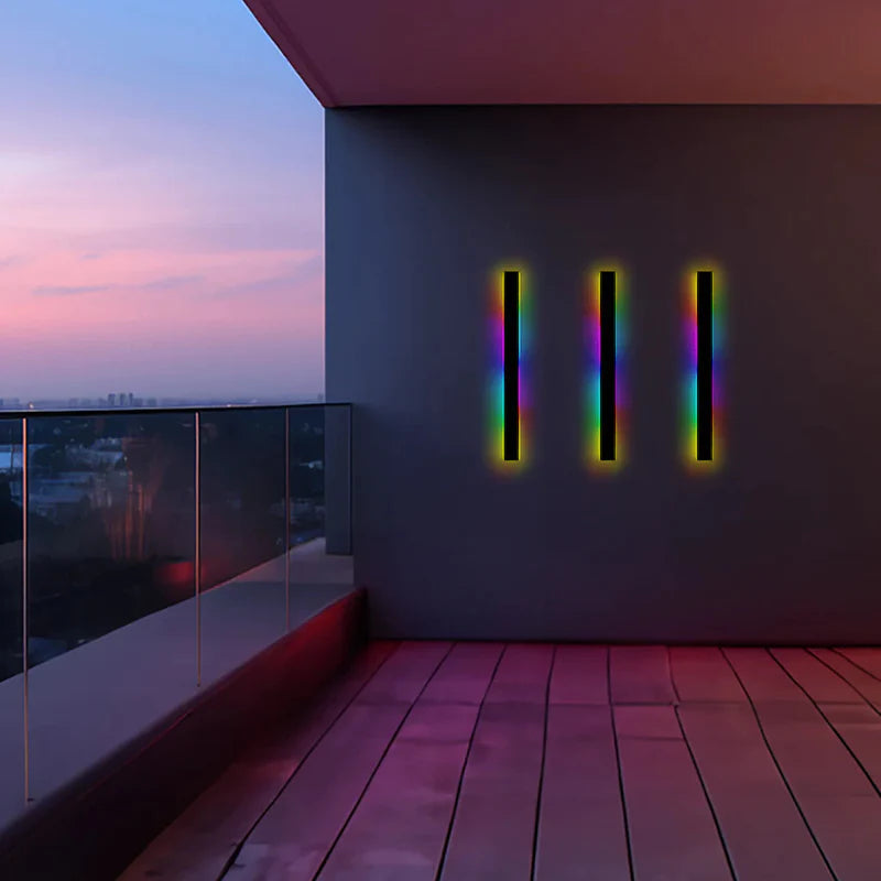 Wall Light | Linear LED Outdoor Design