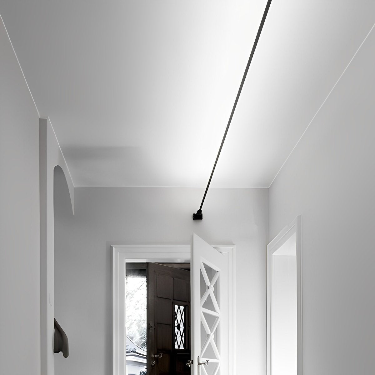 Linear Light | Diagonal Ceiling Line Design