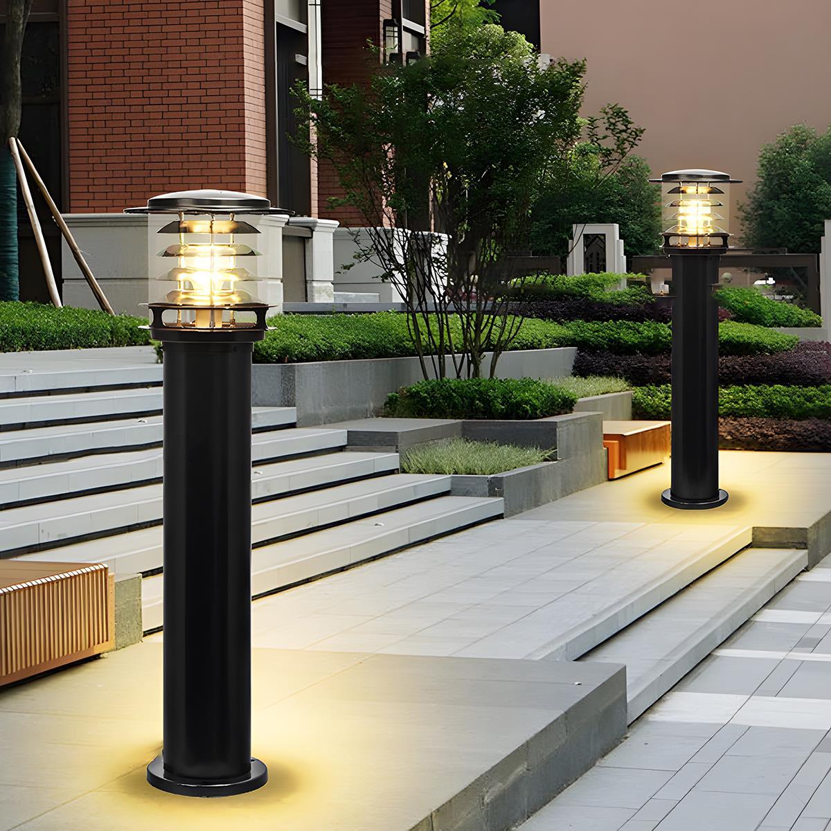 Landscape Light | Outdoor Garden Post Design